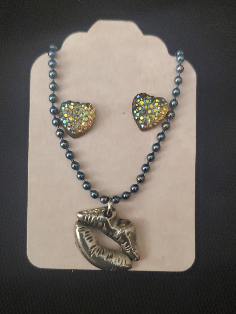 FWB💫 Love Heart & Lips Necklace and Earrings Set